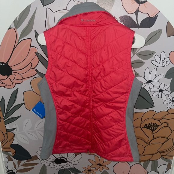 Columbia Vest - Picture 2 of 3